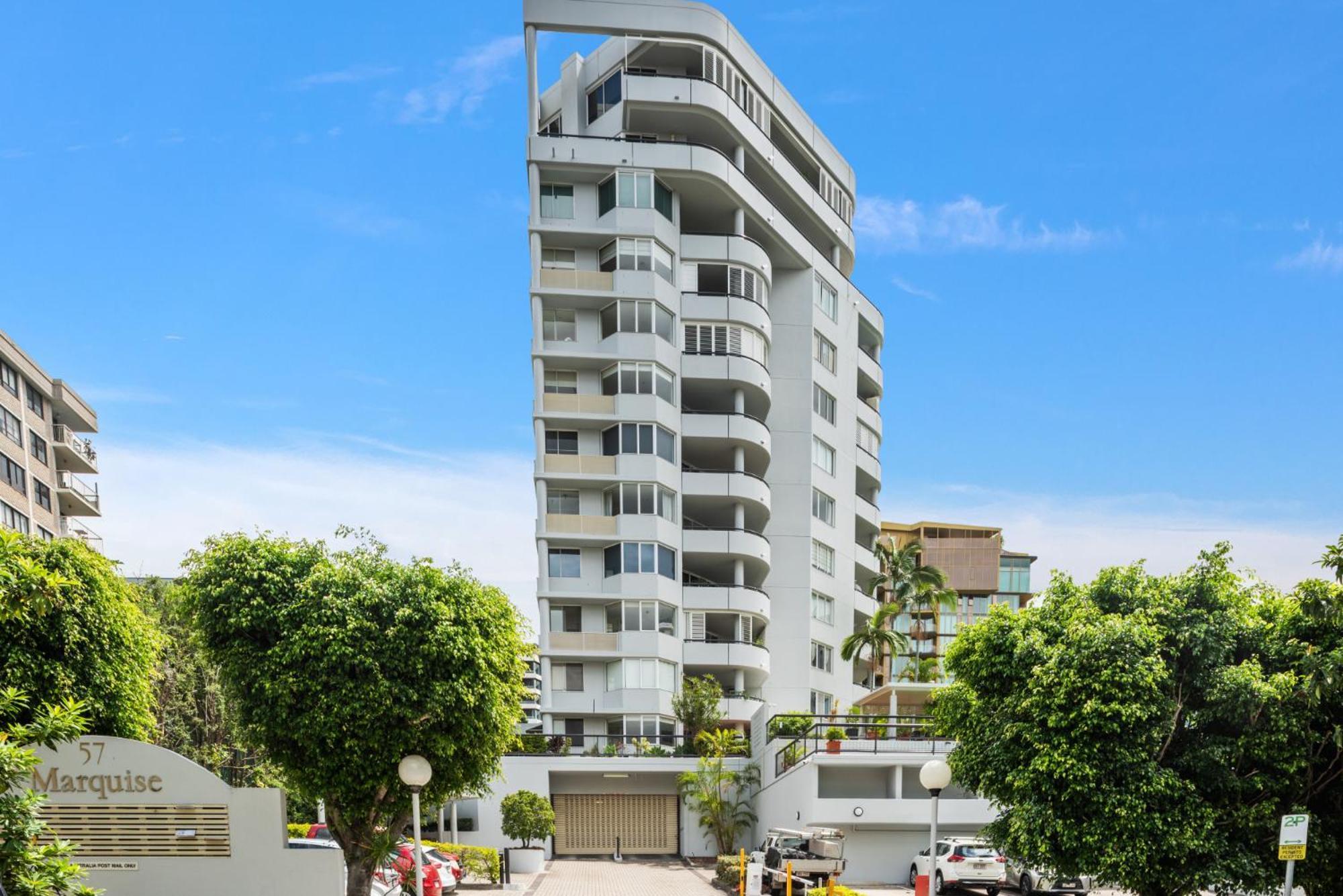Apartamento Lavish 3-Bed With Wraparound Balcony And Pool Brisbane Exterior foto